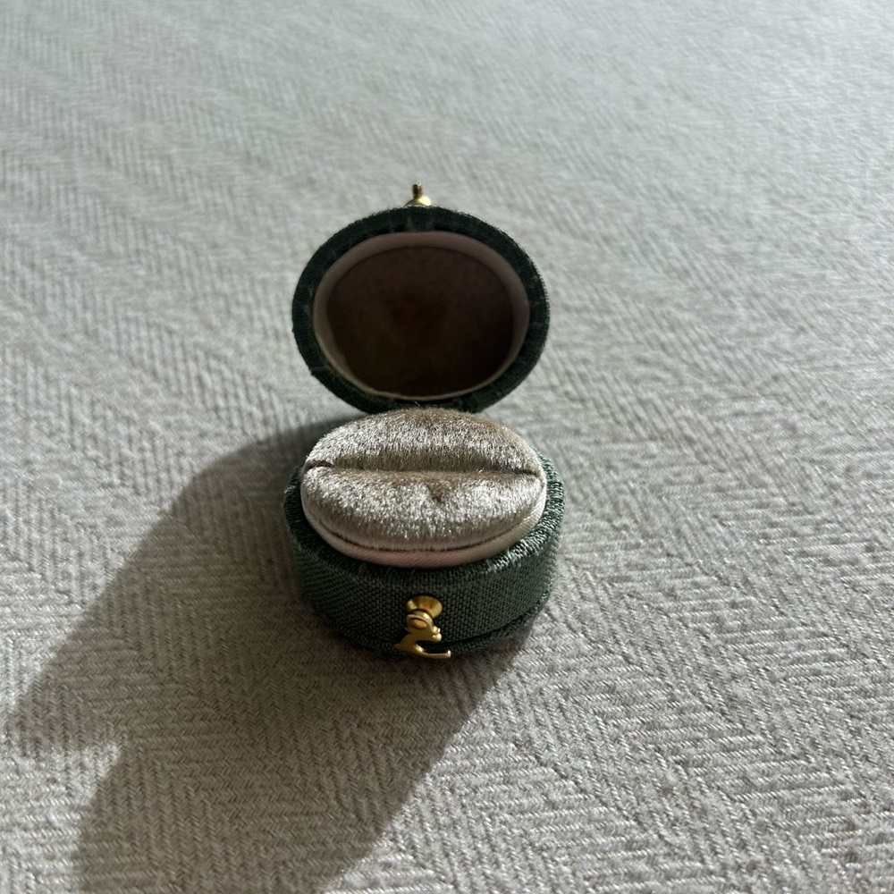 Ring Box